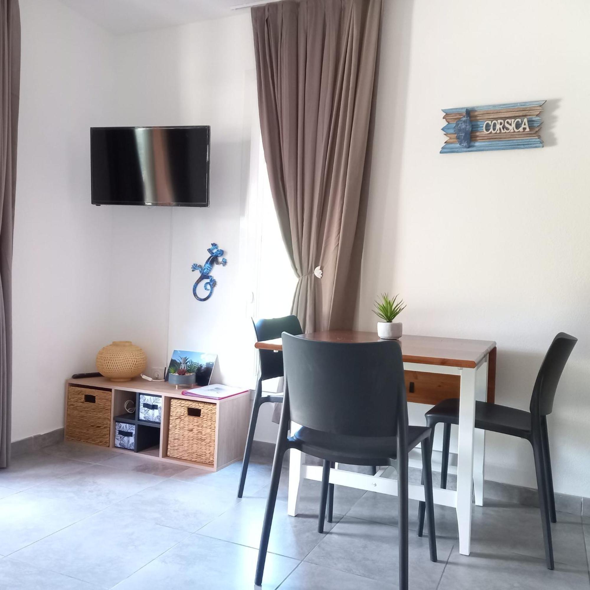 Residence Hoteliere Les Hameaux De Saint Cyprien 25 M2 Леччі Екстер'єр фото