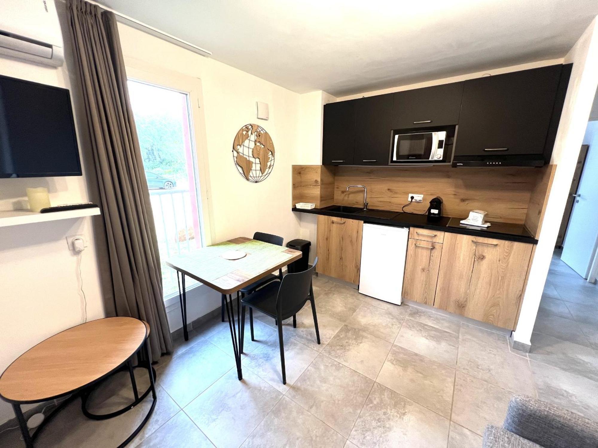 Residence Hoteliere Les Hameaux De Saint Cyprien 25 M2 Леччі Екстер'єр фото